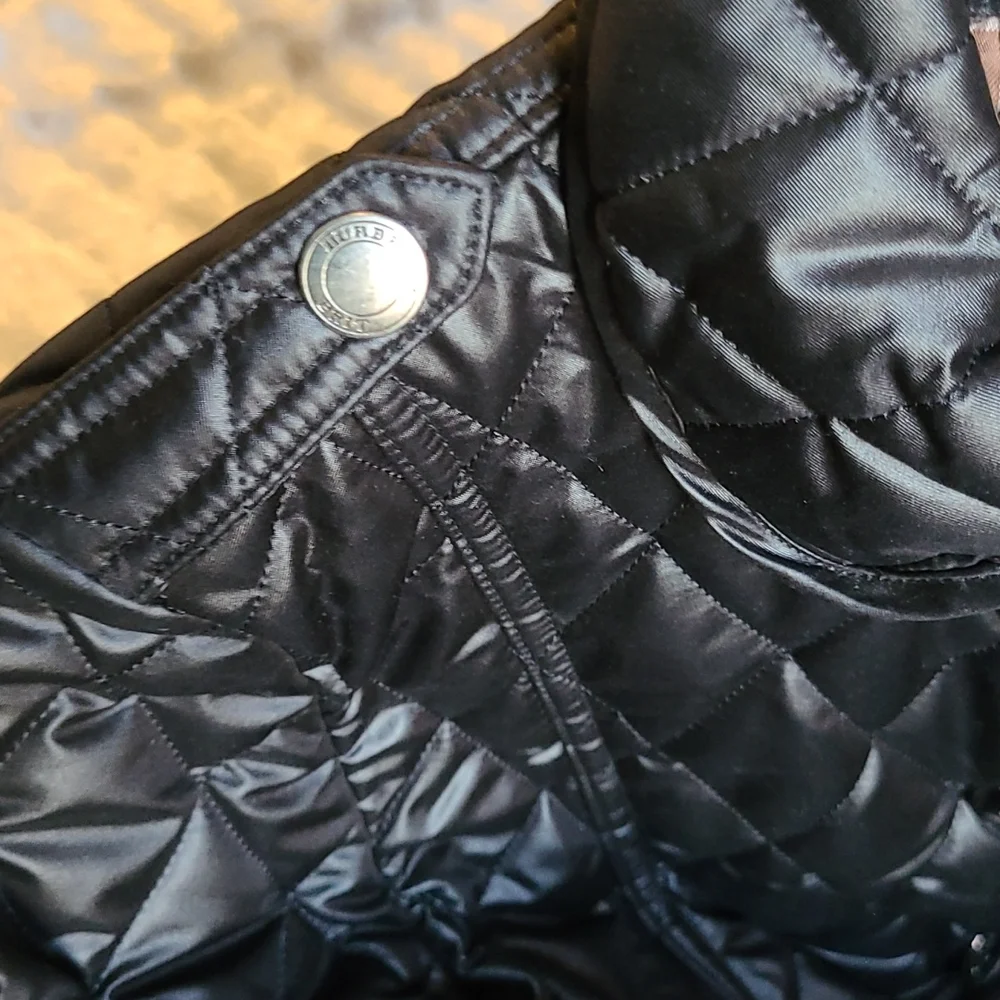 Burberry Brit Diamond Quilted Jacket - Picture 14 of 15